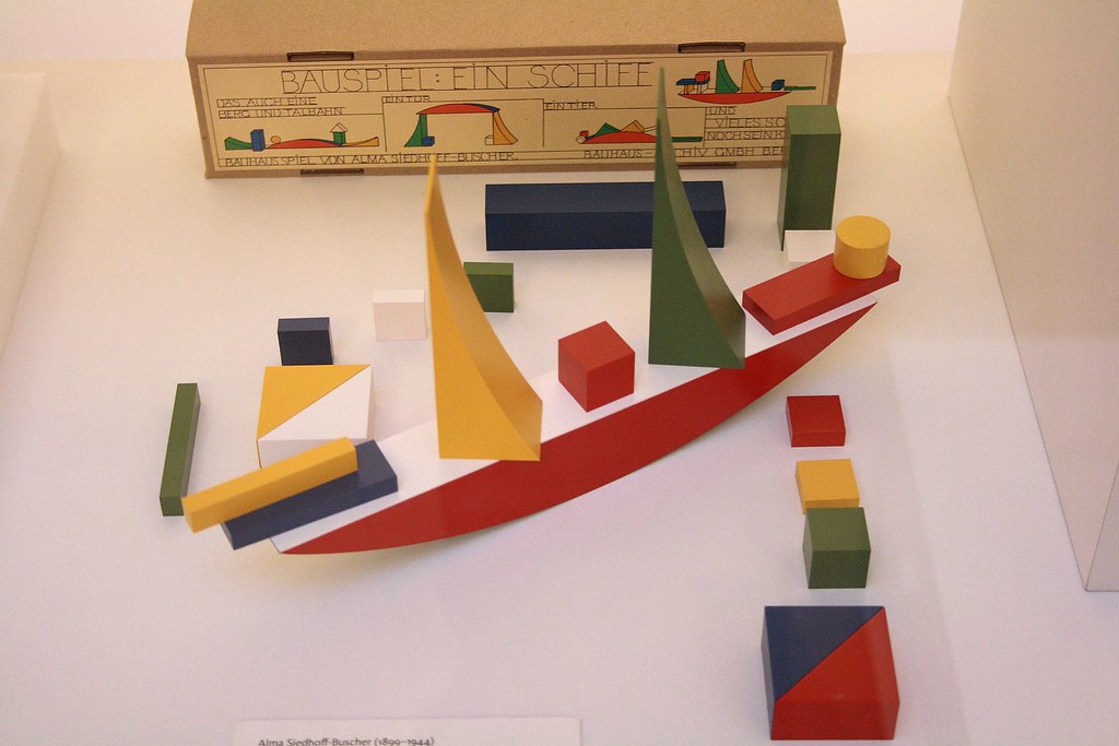 Image of “Construction Game” by Bauhaus student Alma Siedhoff-Buscher, 1923.
Photo courtesy of Flickr user Rolf-Dieter through Creative Commons License Attribution.